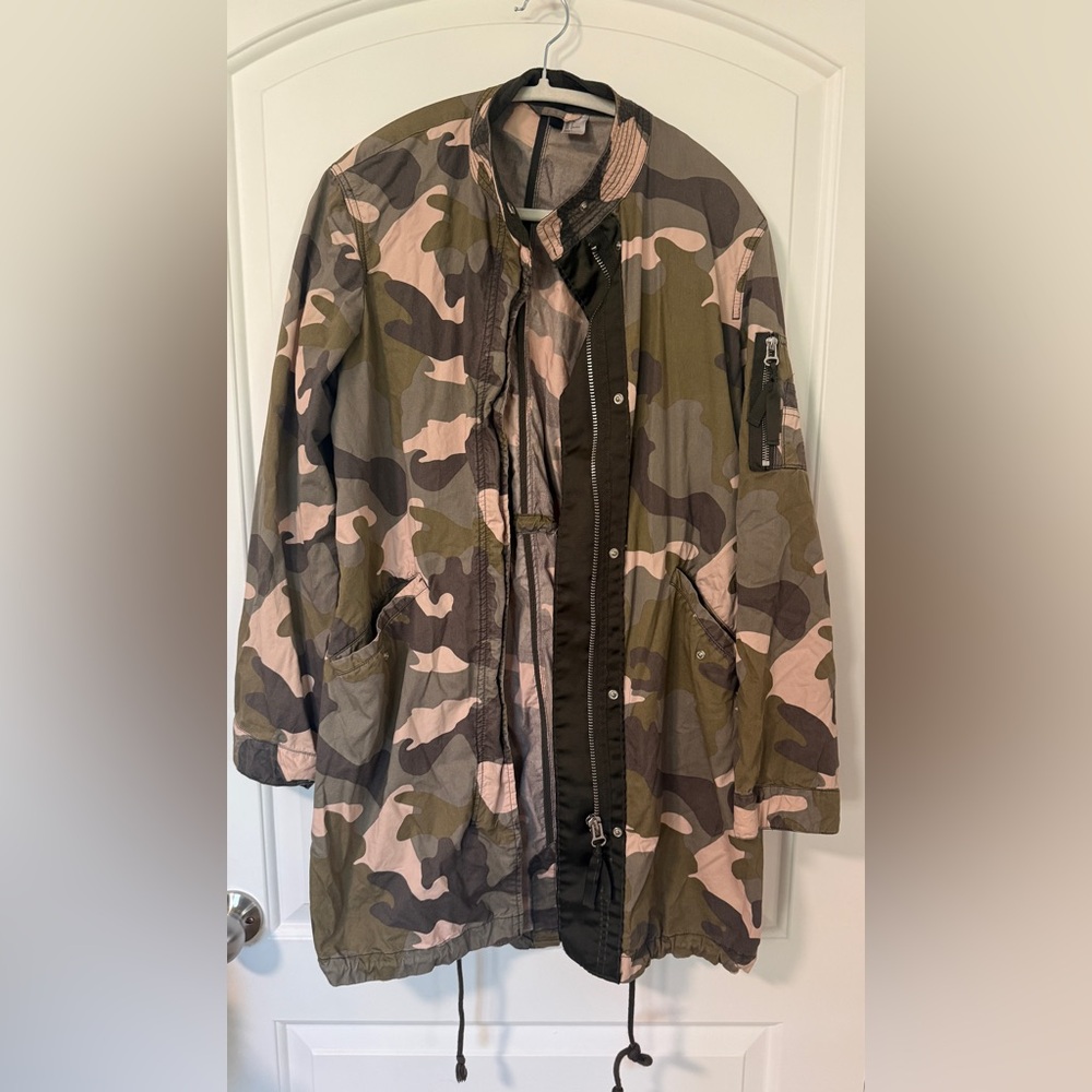 H&M Multicolor Camouflage Jacket